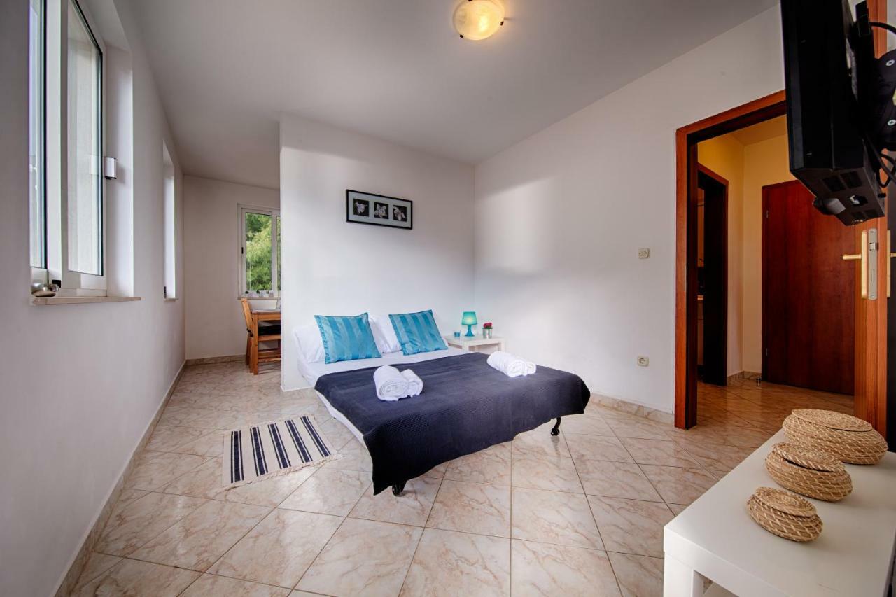 Apartments Marinkovic Komiža Extérieur photo
