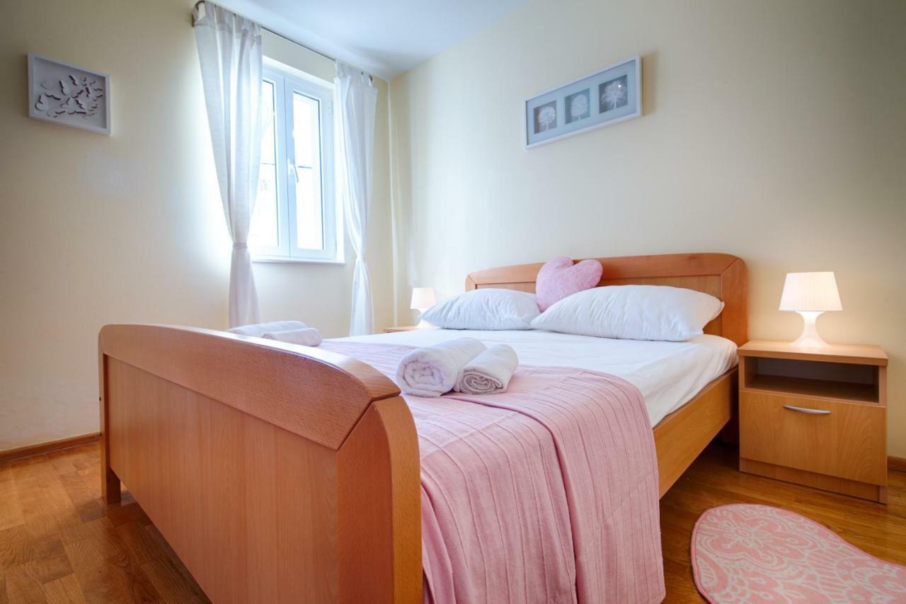 Apartments Marinkovic Komiža Extérieur photo
