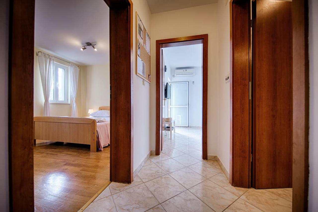 Apartments Marinkovic Komiža Extérieur photo